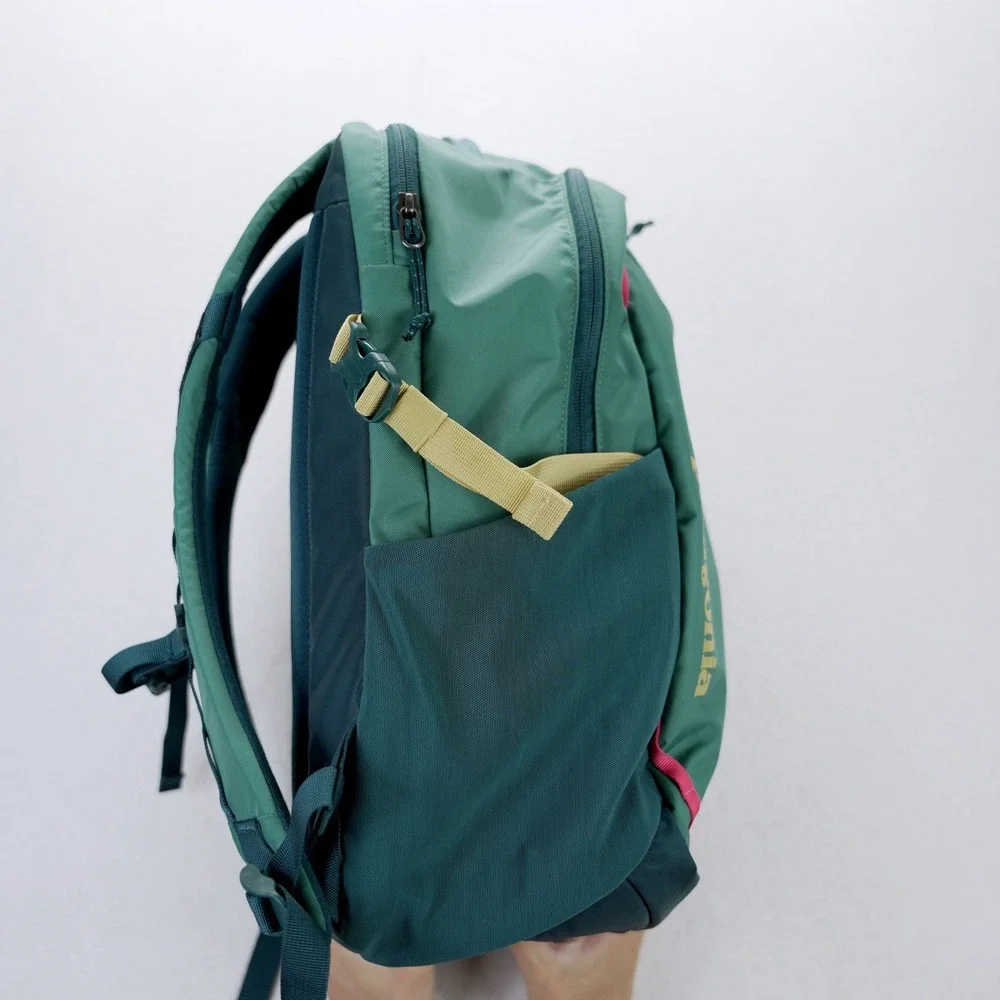 Patagonia Refugio Daypack 26L Blue Green Backpack Hiking School Bag 47913